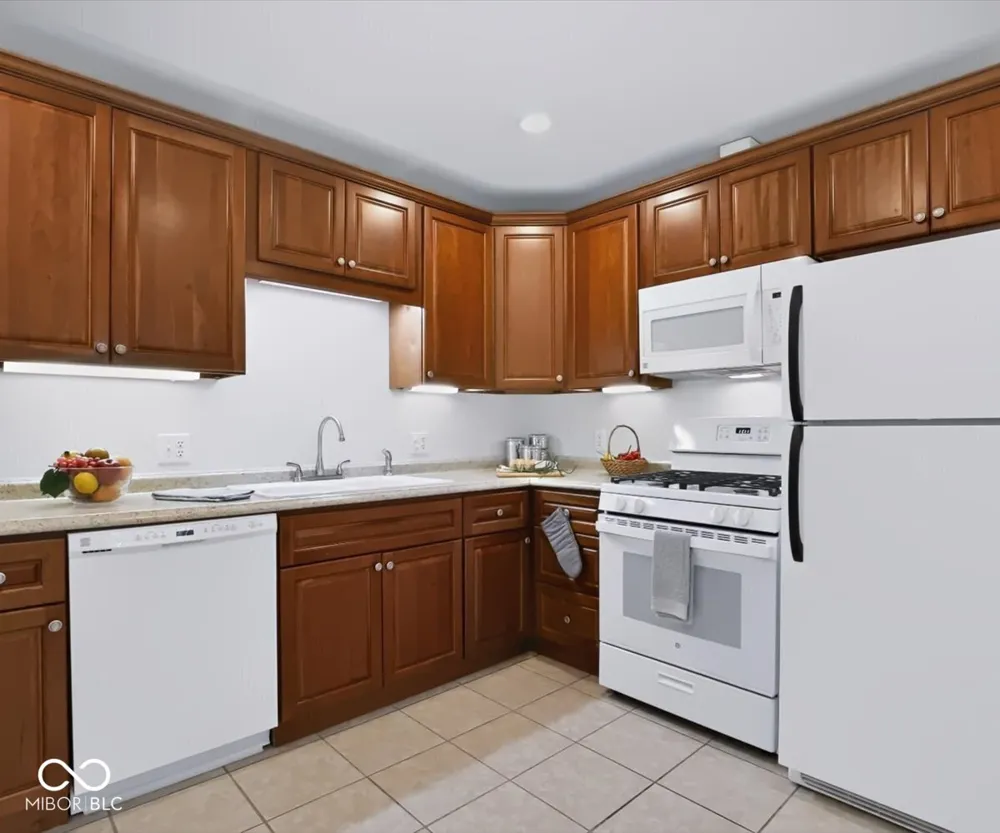 824 S Eastside Drive Bloomington, IN 47401