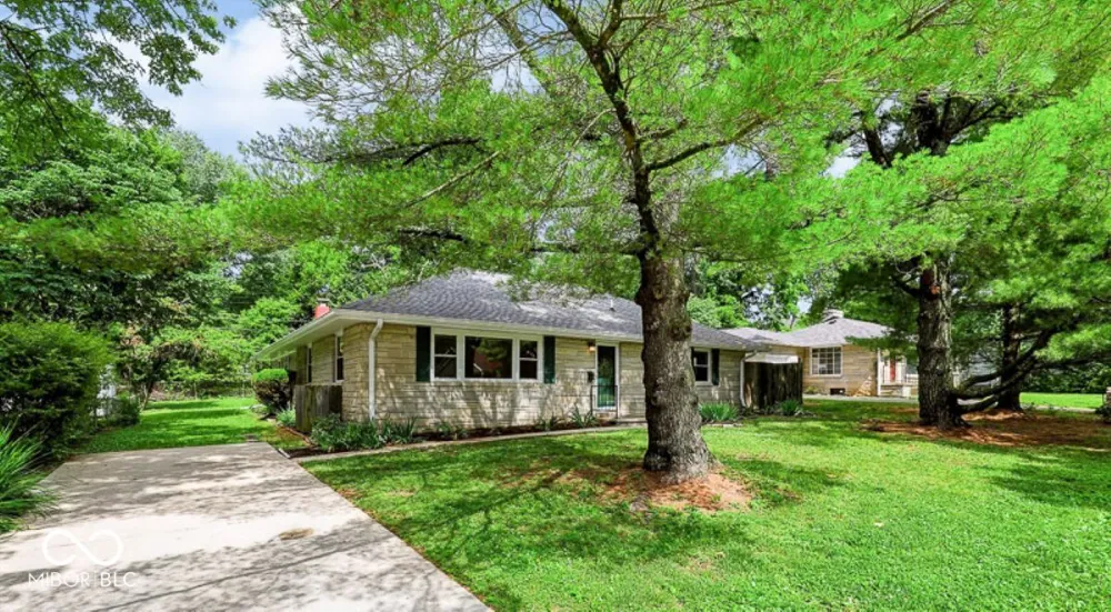 824 S Eastside Drive Bloomington, IN 47401