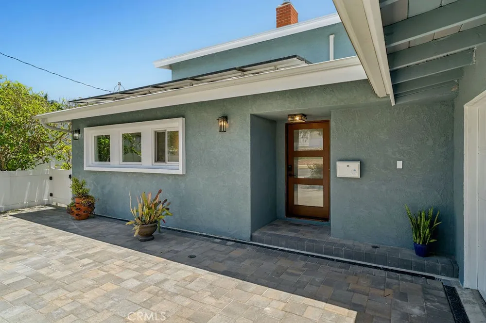 1713 W 27th Street San Pedro, CA 90732