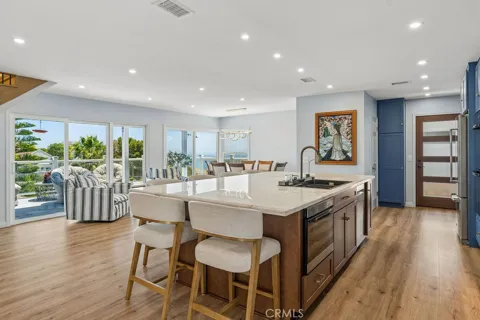 1713 W 27th Street