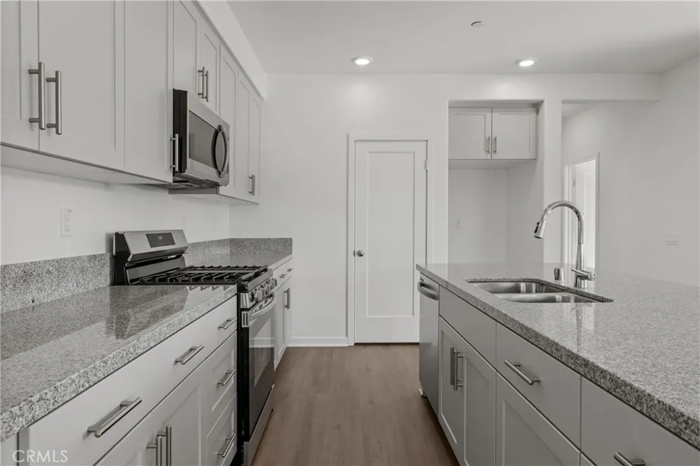 199 Sonoma Lane Claremont, CA 91711