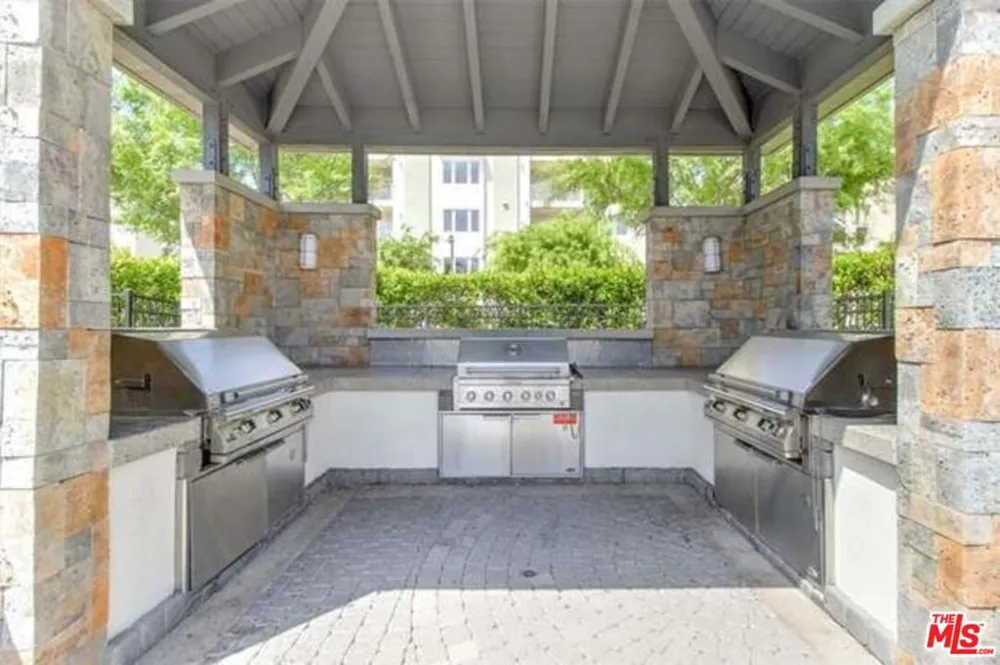 13126 Union Avenue #203 Hawthorne, CA 90250