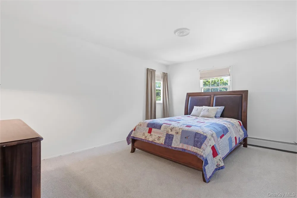 6 Carol Court East Setauket, NY 11733