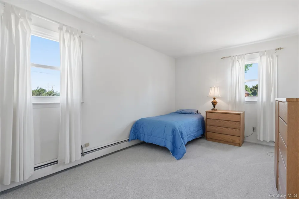 6 Carol Court East Setauket, NY 11733