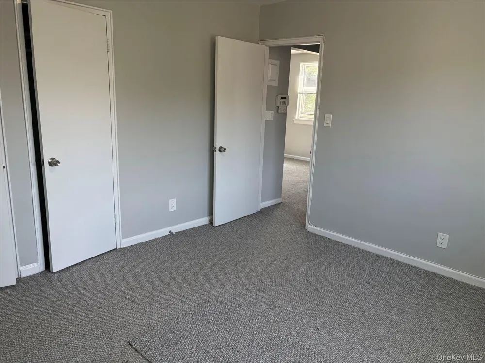 263-21 73rd Avenue #2nd Floor Glen Oaks, NY 11004
