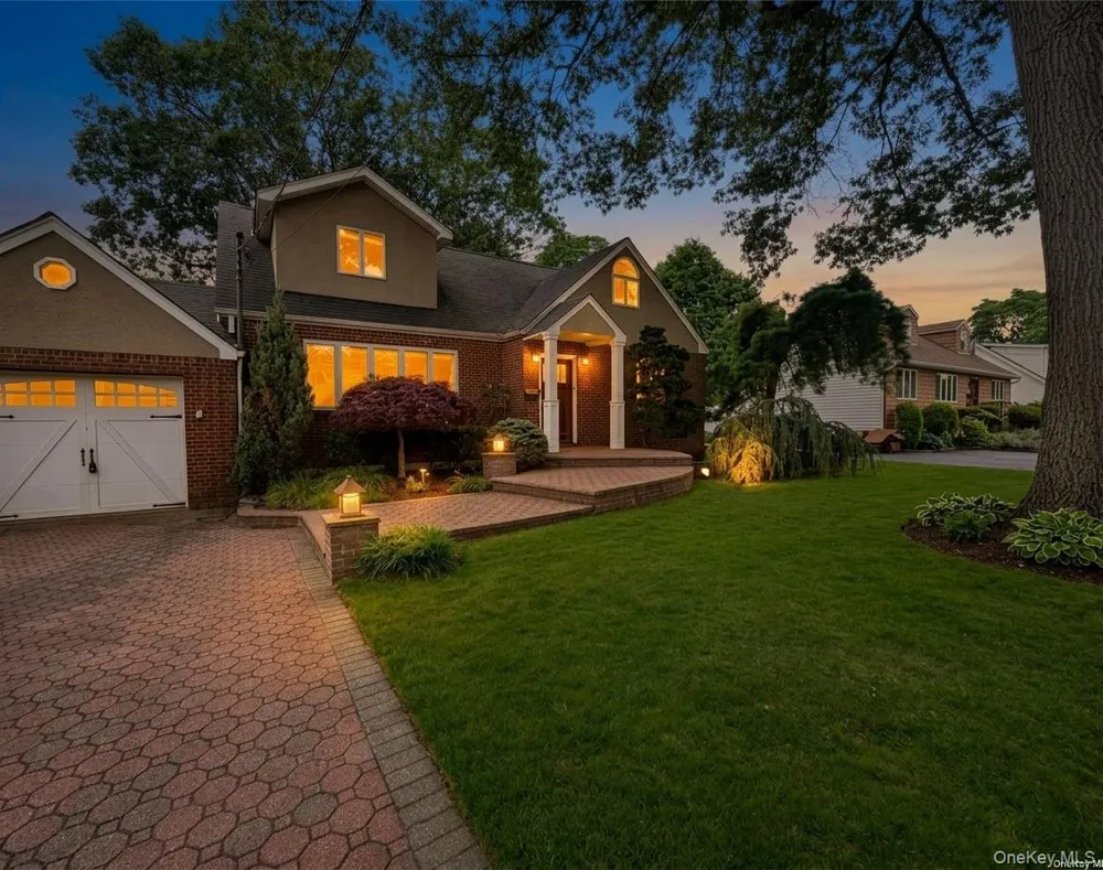 396 Chestnut Avenue East Meadow, NY 11554