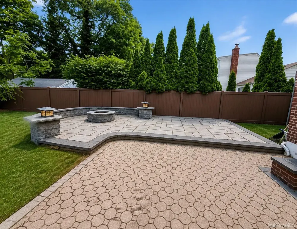 396 Chestnut Avenue East Meadow, NY 11554