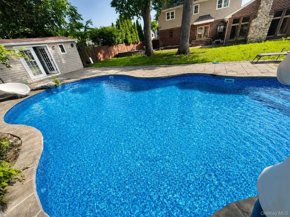 396 Chestnut Avenue East Meadow, NY 11554