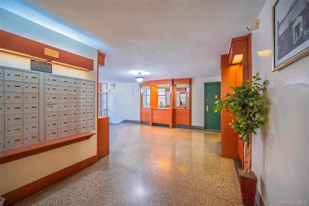 33-44 Junction Boulevard #2V Jackson Heights, NY 11372