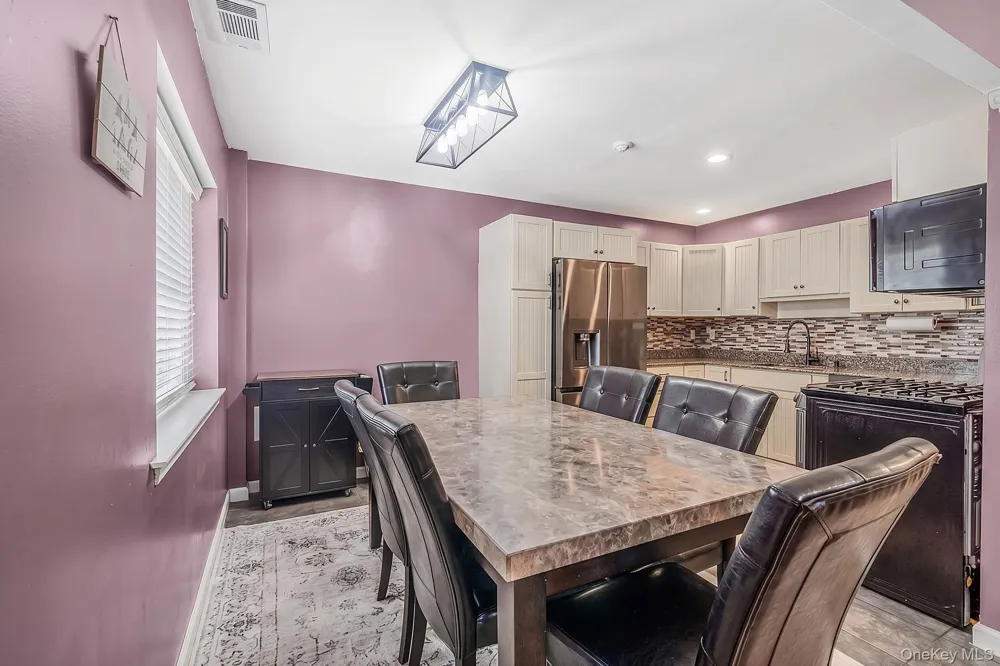 515 Picasso Way #515 Middle Island, NY 11953
