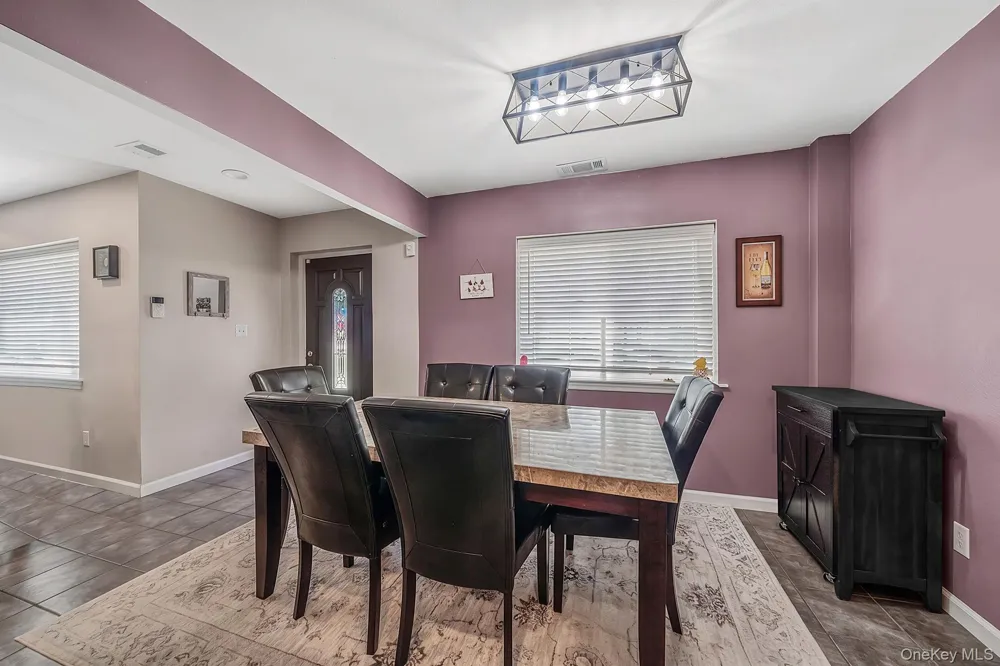 515 Picasso Way #515 Middle Island, NY 11953