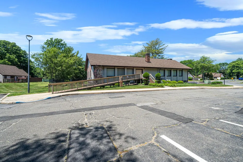 515 Picasso Way #515 Middle Island, NY 11953