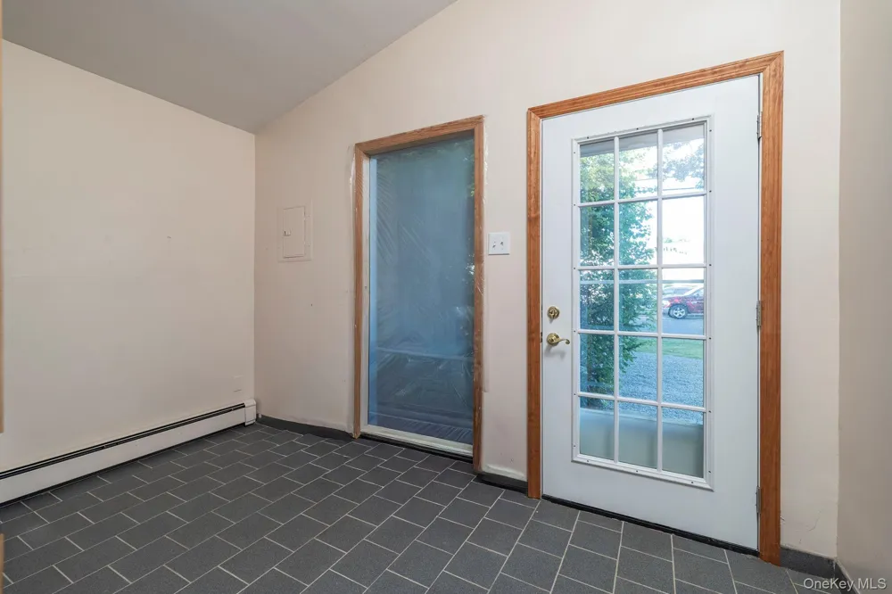 3499 Woodward Avenue Wantagh, NY 11793
