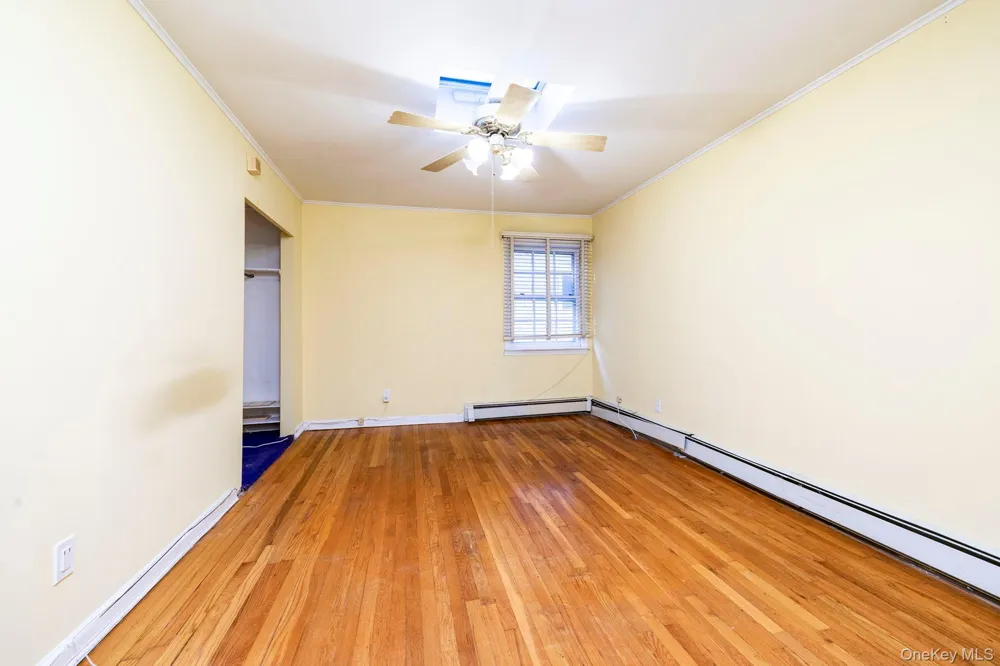3499 Woodward Avenue Wantagh, NY 11793
