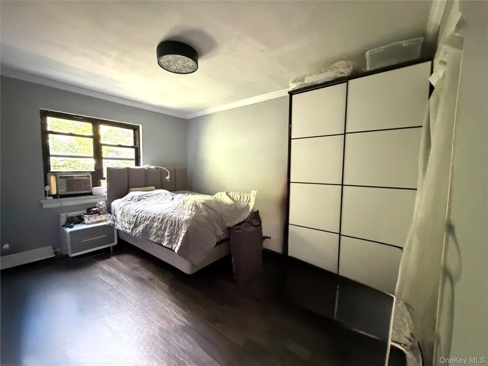 73-96 Springfield Blvd #2nd floor Oakland Gardens, NY 11364