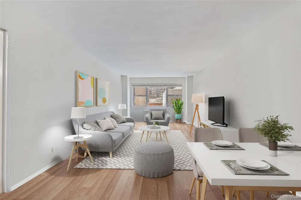 321 E 48th Street #9D New York (Manhattan), NY 10017