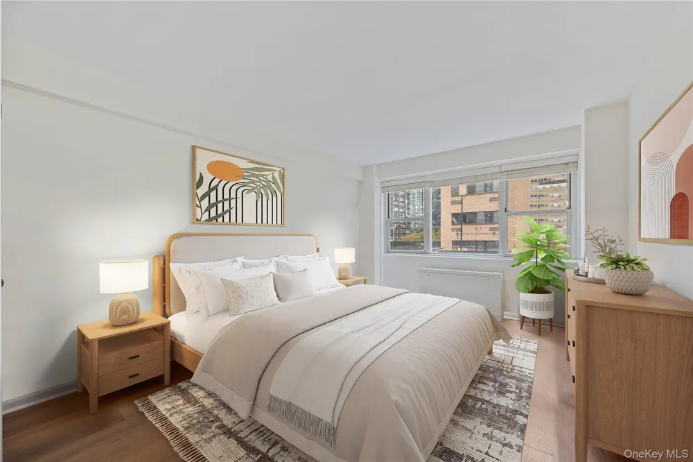 321 E 48th Street #9D New York (Manhattan), NY 10017