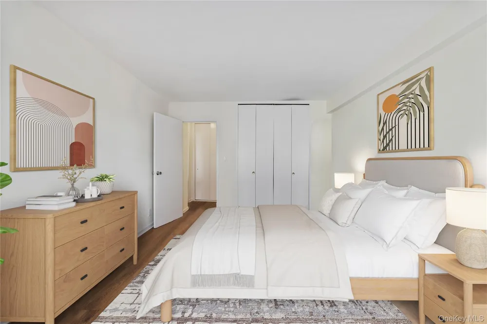 321 E 48th Street #9D New York (Manhattan), NY 10017
