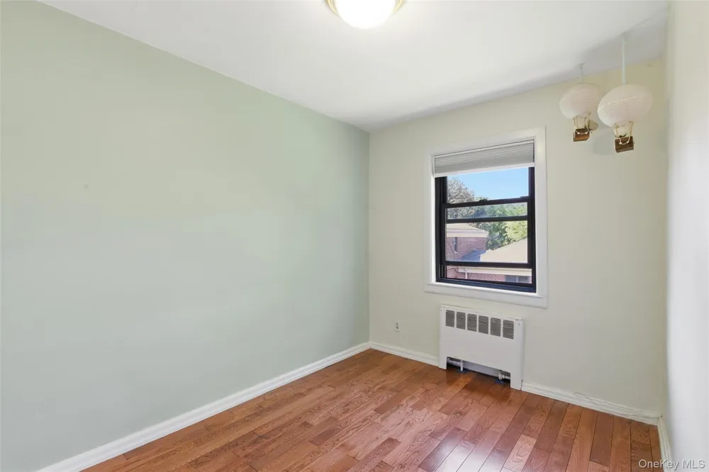 220-17 75th Avenue #85A2 Oakland Gardens, NY 11364