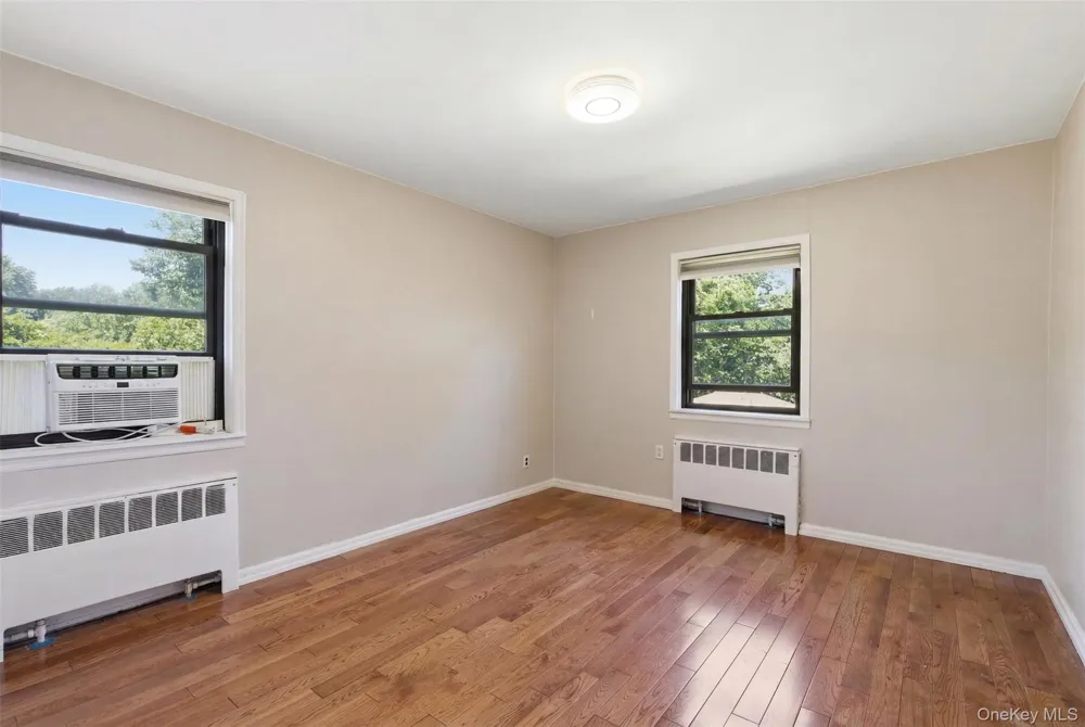 220-17 75th Avenue #85A2 Oakland Gardens, NY 11364