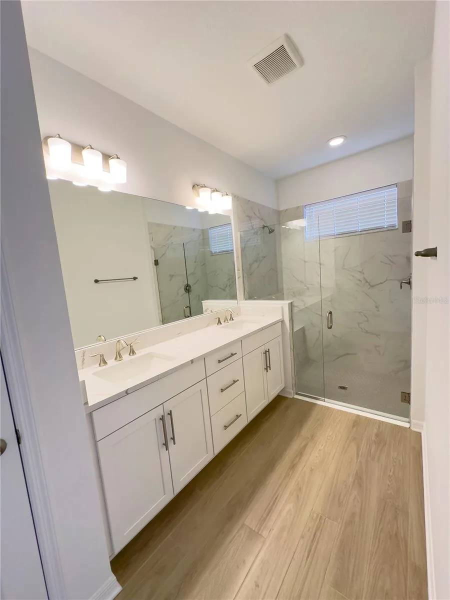 17929 CHERISHED LOOP Lakewood Ranch, FL 34211
