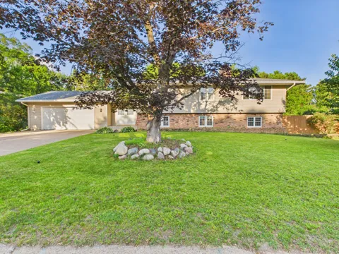 4340 Rustic Place