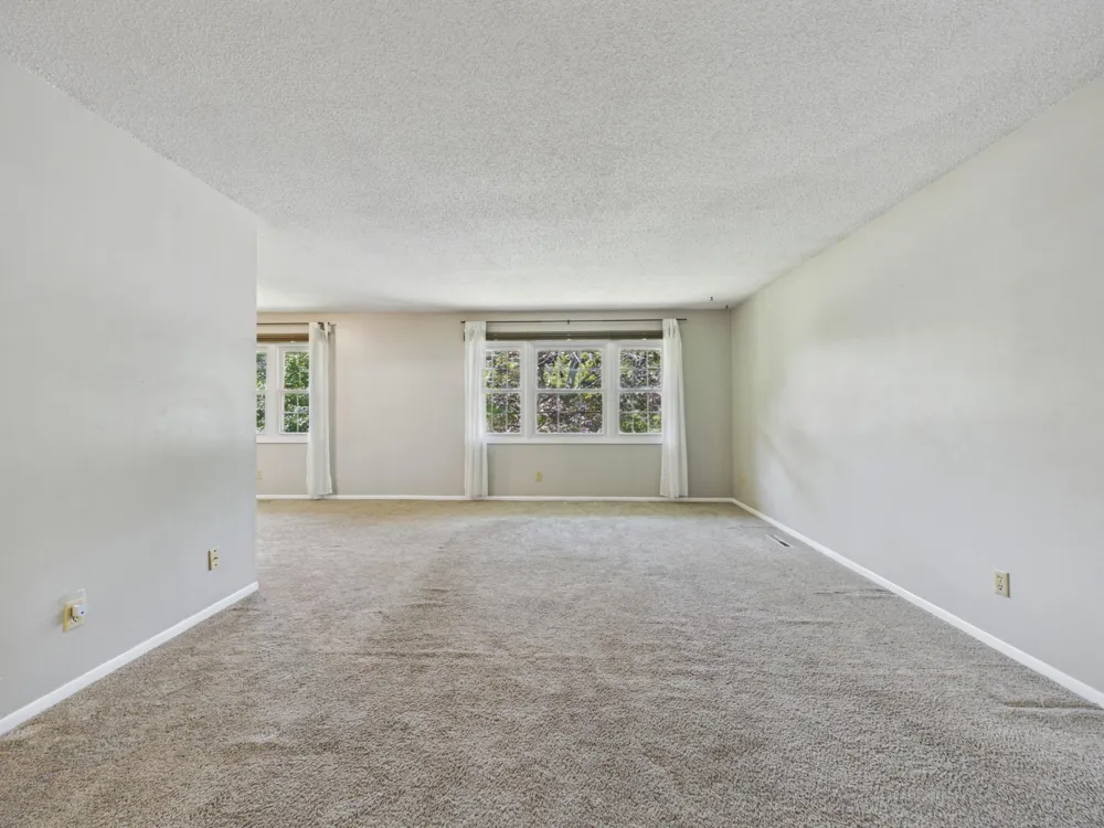 4340 Rustic Place Shoreview, MN 55126
