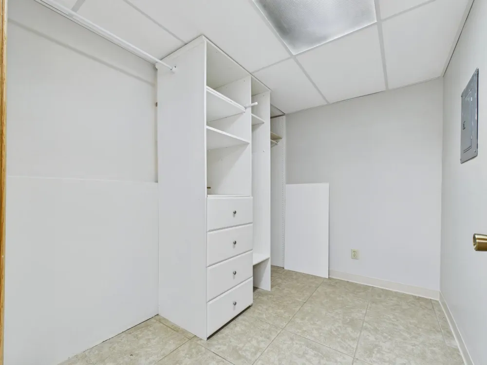 4340 Rustic Place Shoreview, MN 55126