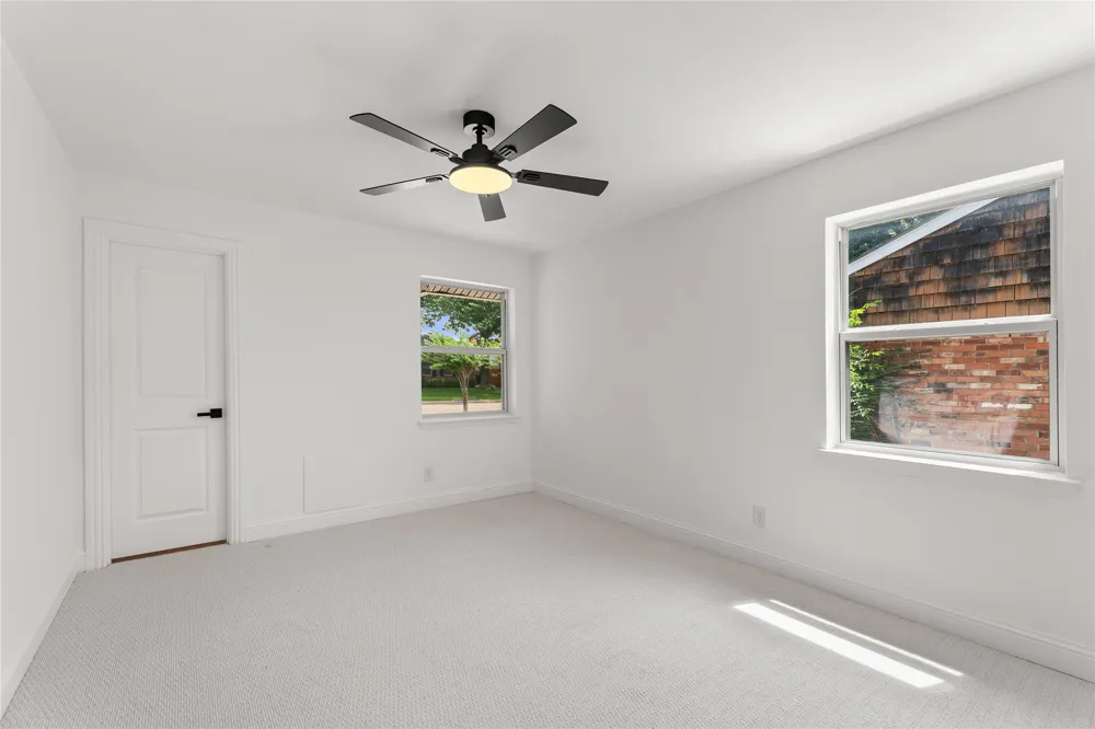 10236 Mapleridge Drive Dallas, TX 75238