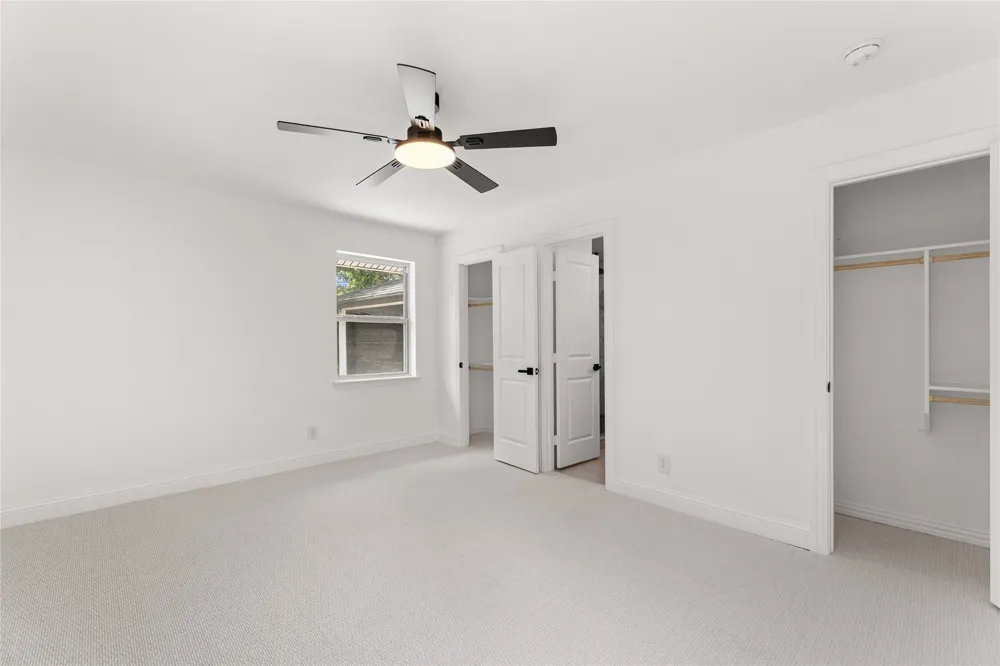 10236 Mapleridge Drive Dallas, TX 75238
