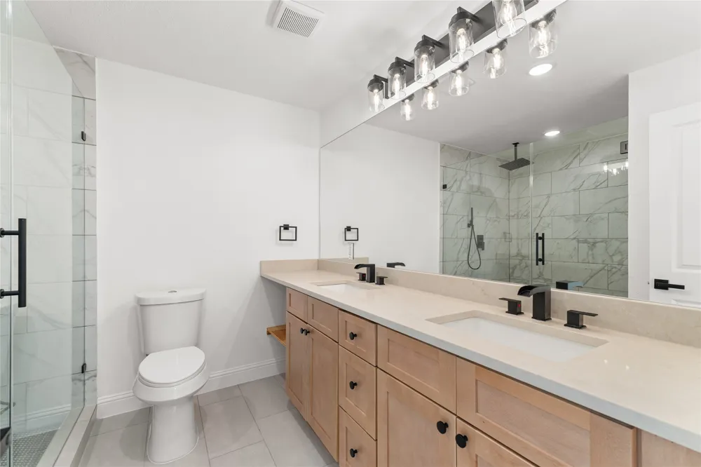 10236 Mapleridge Drive Dallas, TX 75238