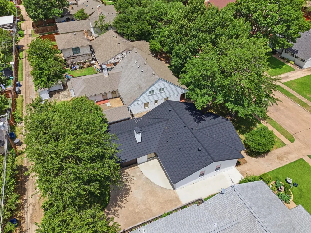 10236 Mapleridge Drive Dallas, TX 75238