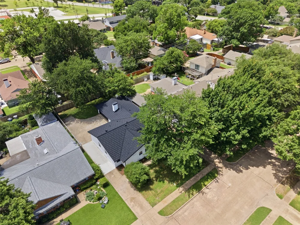 10236 Mapleridge Drive Dallas, TX 75238