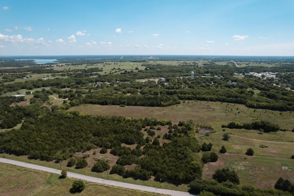 40 Turner Road Bells, TX 75414