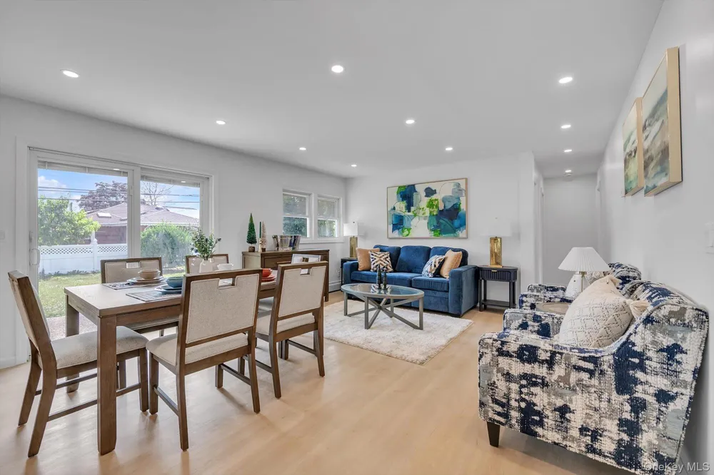 788 Dean Drive Baldwin, NY 11510