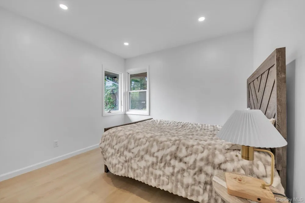 788 Dean Drive Baldwin, NY 11510