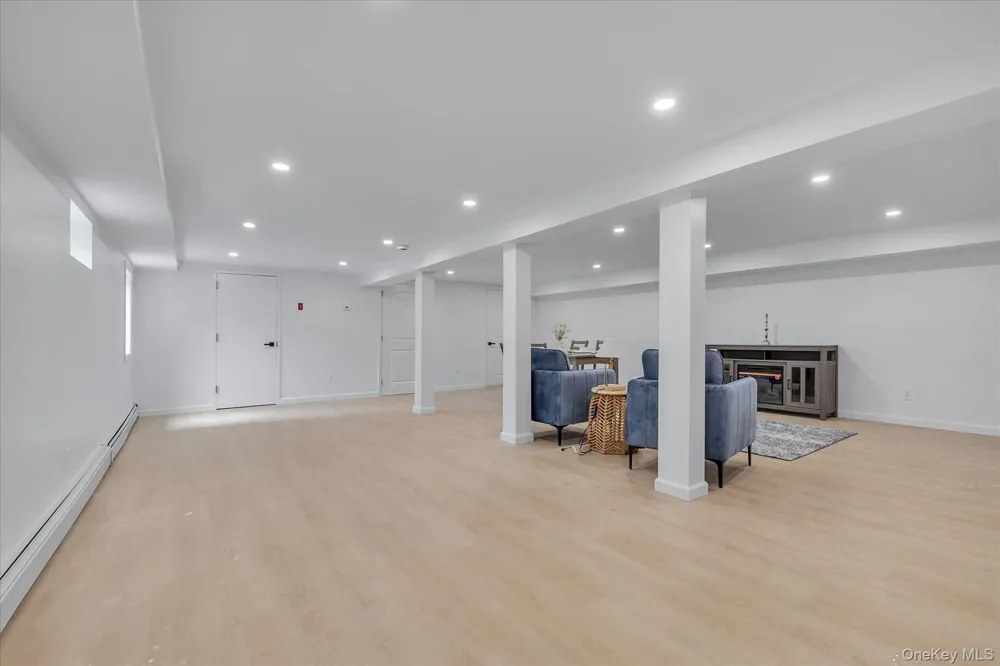788 Dean Drive Baldwin, NY 11510