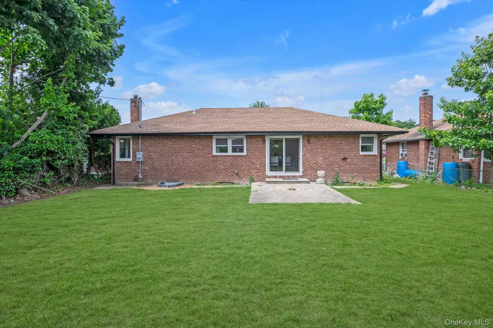 788 Dean Drive Baldwin, NY 11510
