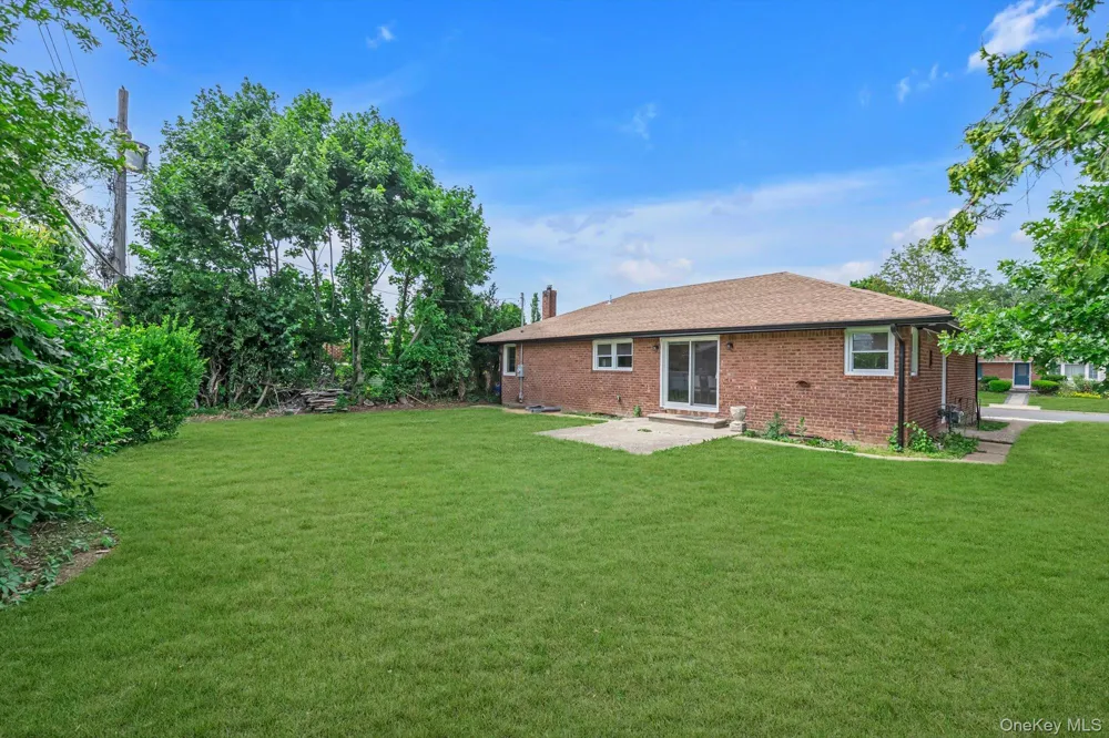 788 Dean Drive Baldwin, NY 11510