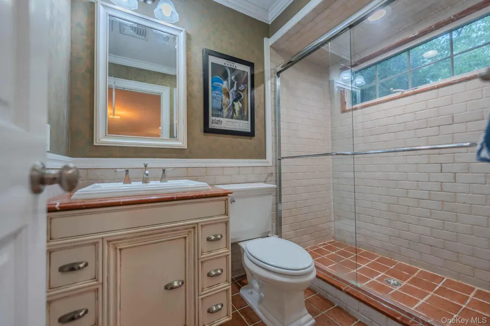 20 Astro Place Dix Hills, NY 11746