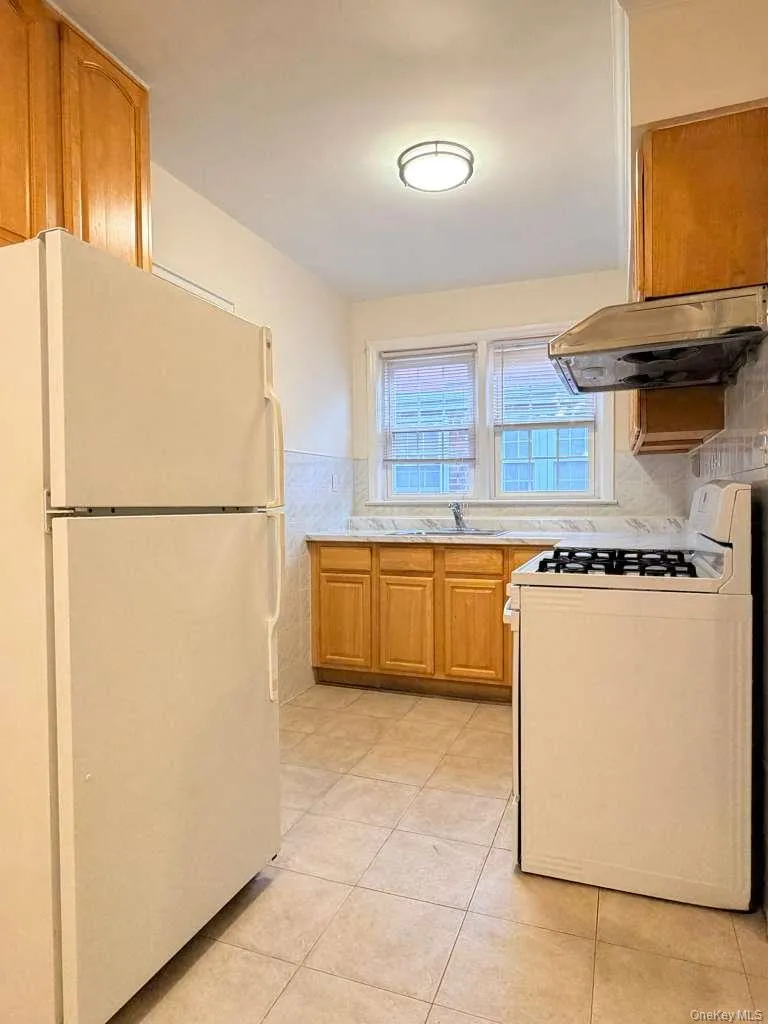 7731 166th Street Fresh Meadows, NY 11366