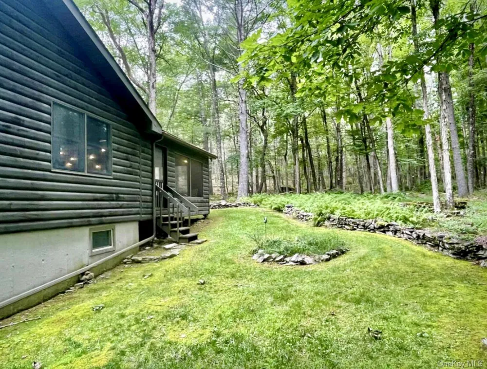 30 Woods Road Yulan, NY 12792