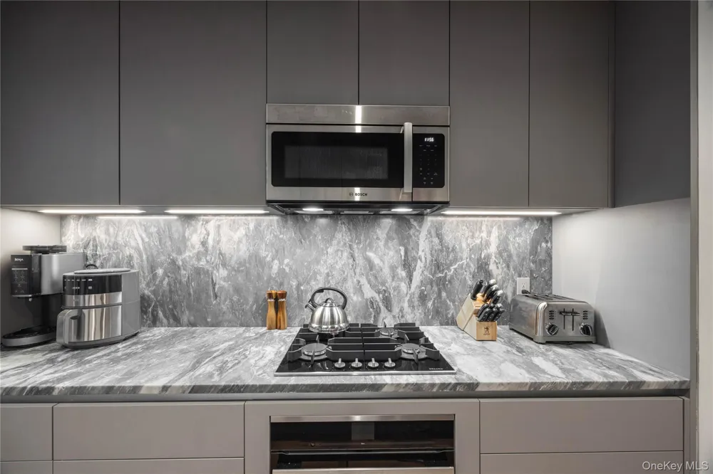 547 W 47th Street #509 New York (Manhattan), NY 10036
