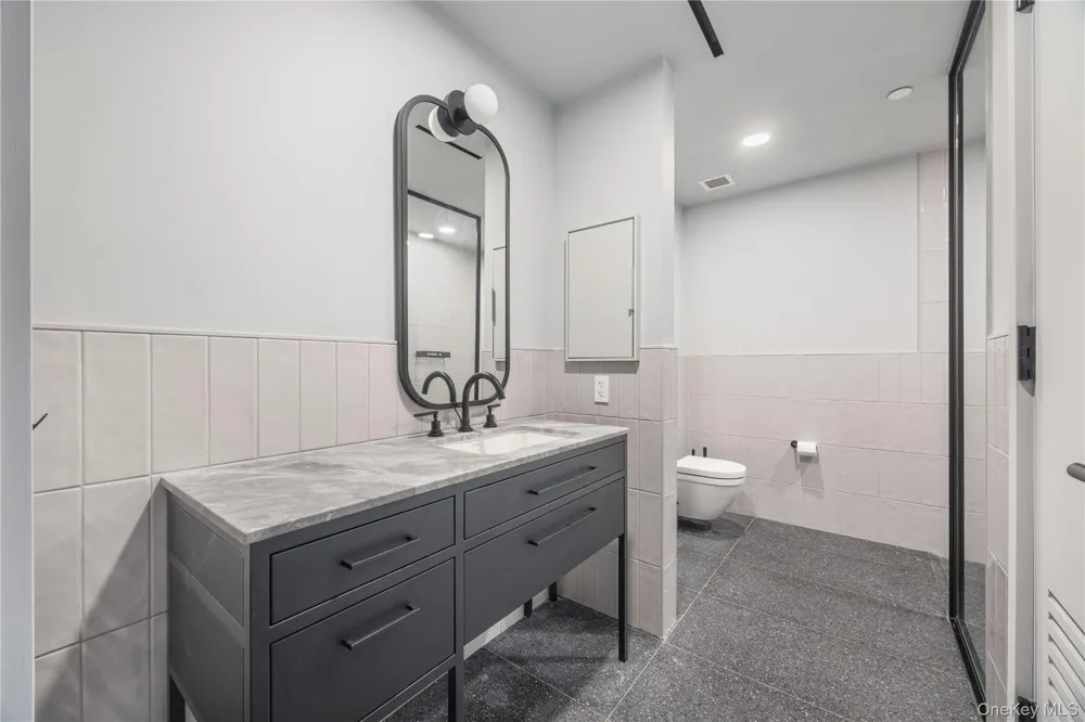 547 W 47th Street #509 New York (Manhattan), NY 10036