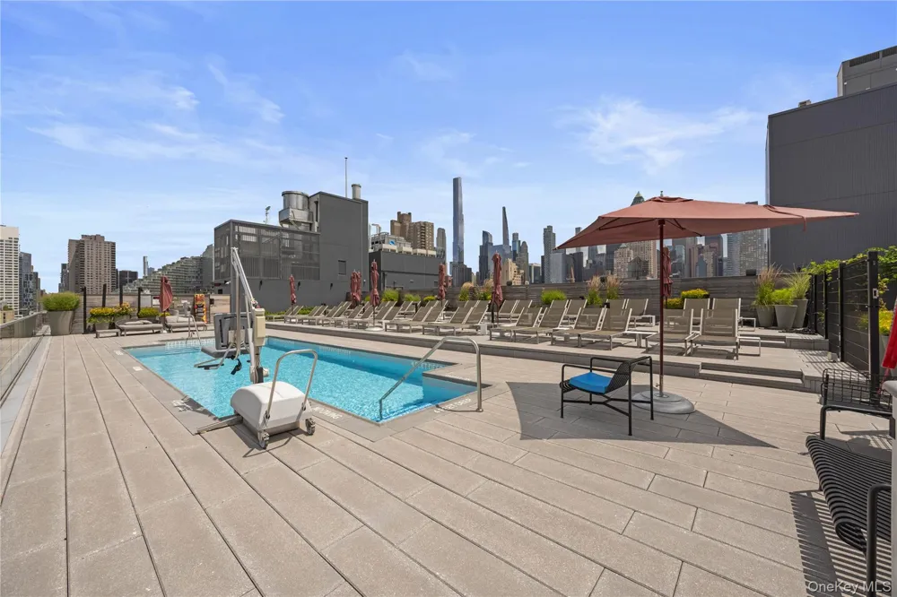 547 W 47th Street #509 New York (Manhattan), NY 10036