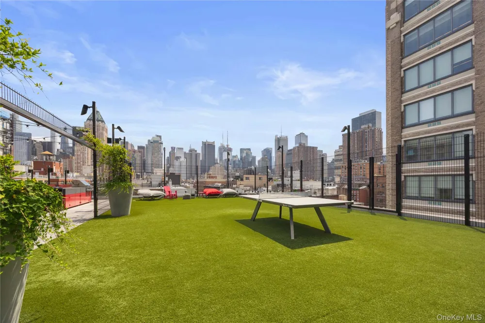 547 W 47th Street #509 New York (Manhattan), NY 10036
