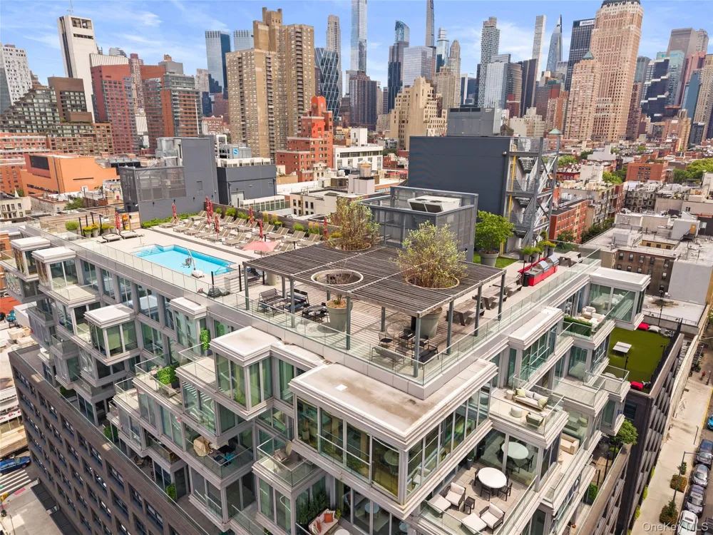 547 W 47th Street #509 New York (Manhattan), NY 10036