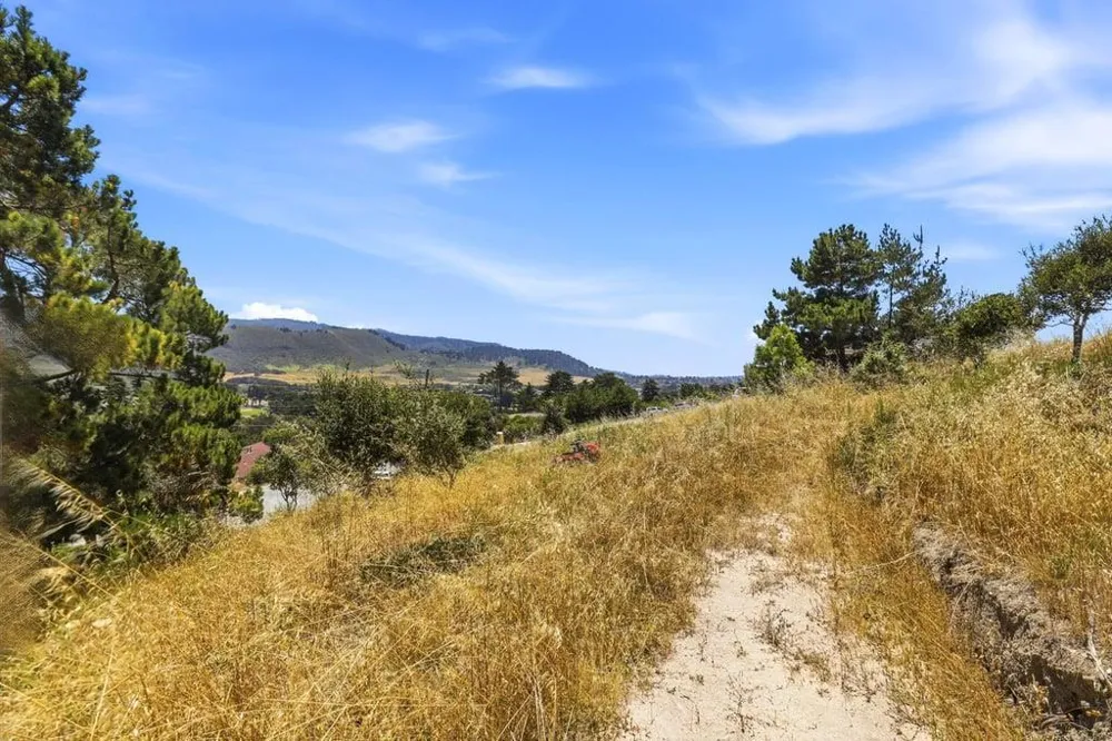4215 Marguerita Way Carmel, CA 93923