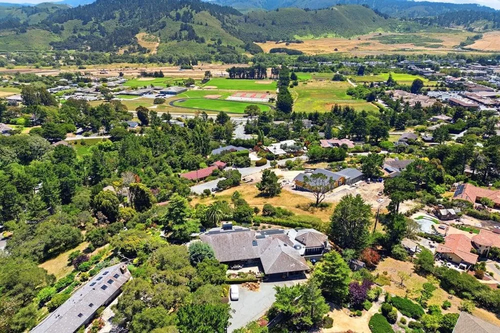 4215 Marguerita Way Carmel, CA 93923