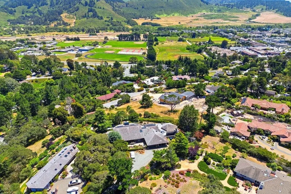 4215 Marguerita Way Carmel, CA 93923